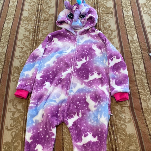 Plush onesie unicorn pj size 4t - Picture 1 of 12